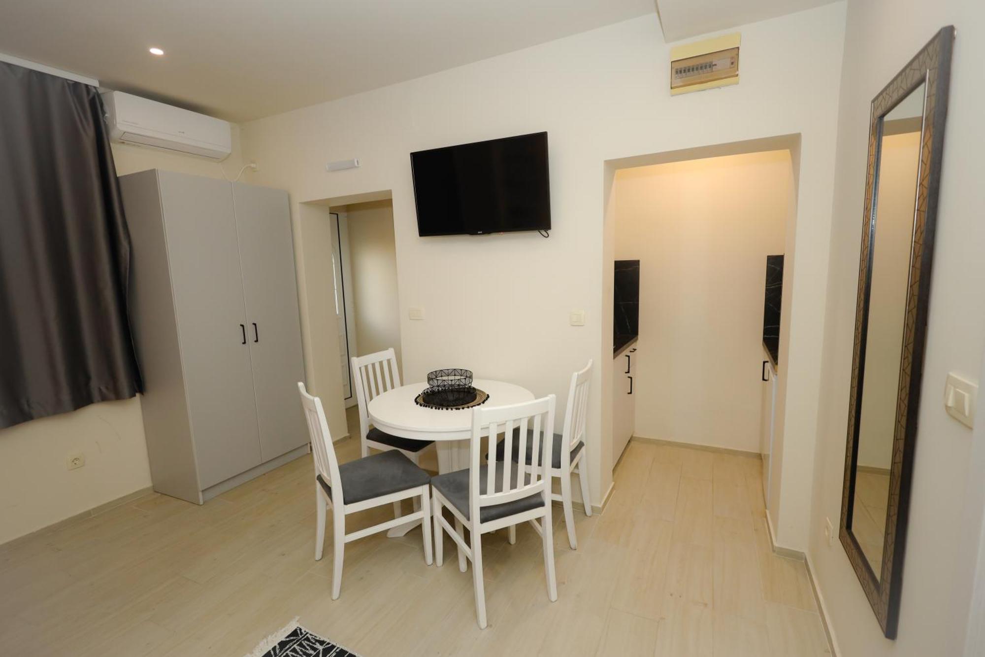 Apartments Milanovic Herceg Novi Camera foto