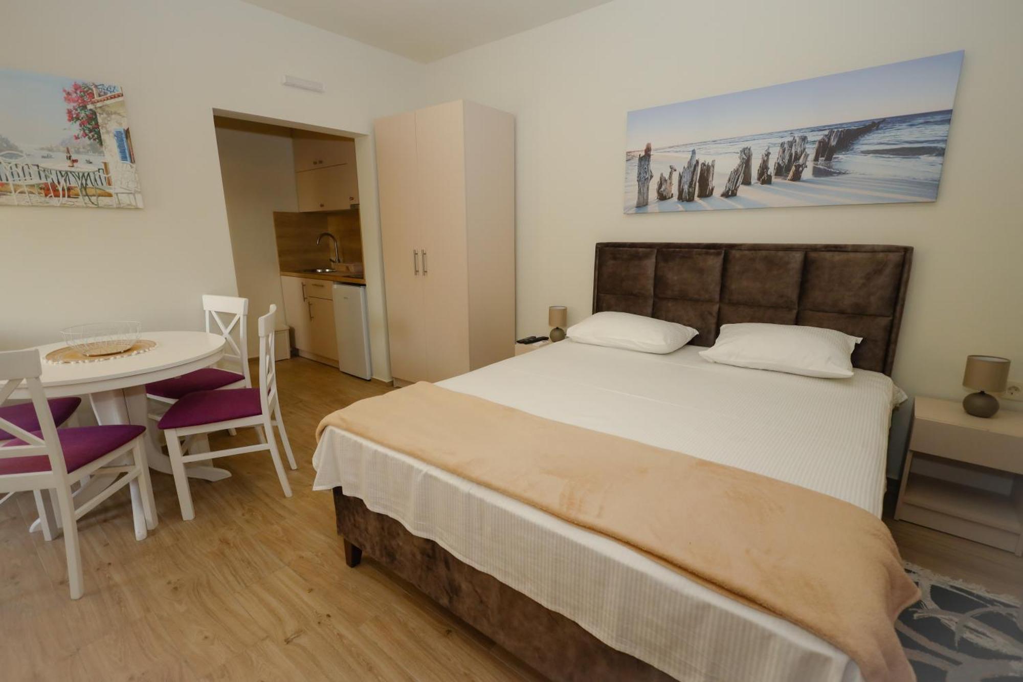 Apartments Milanovic Herceg Novi Esterno foto