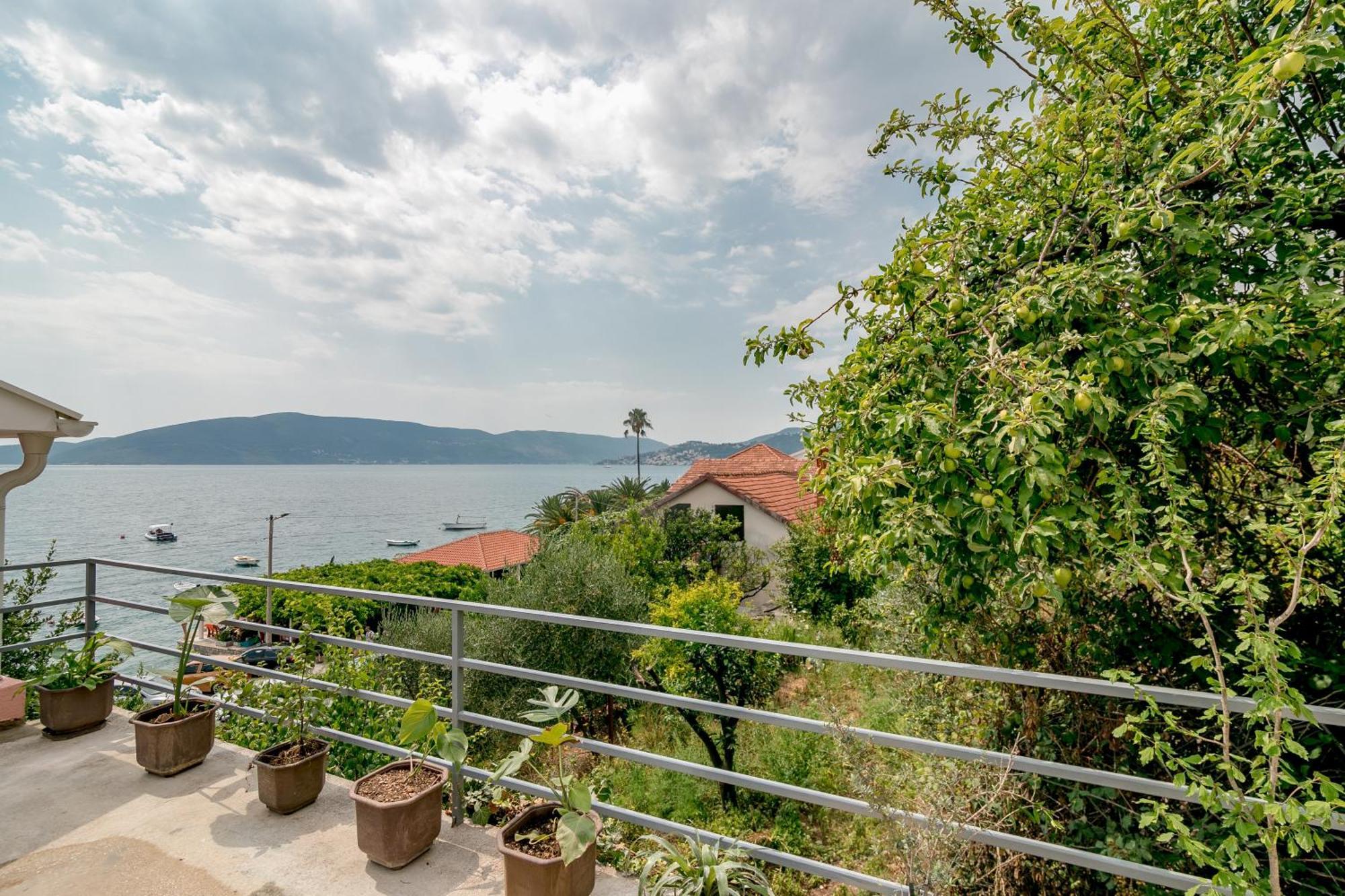 Apartments Milanovic Herceg Novi Camera foto