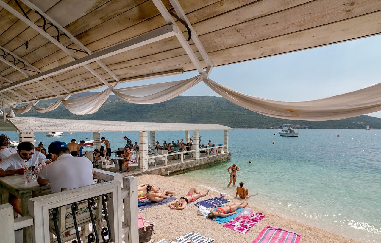 Apartments Milanovic Herceg Novi Esterno foto